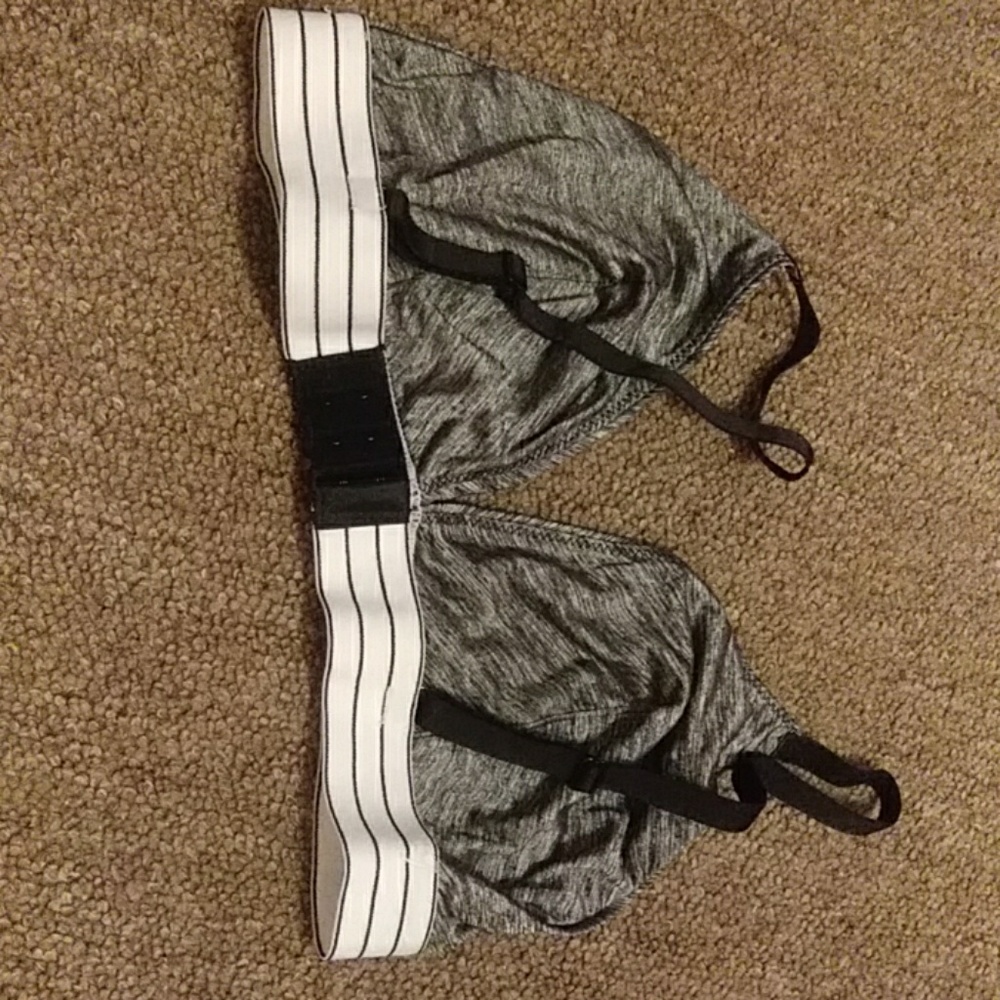 Bra - Picture 2 of 4